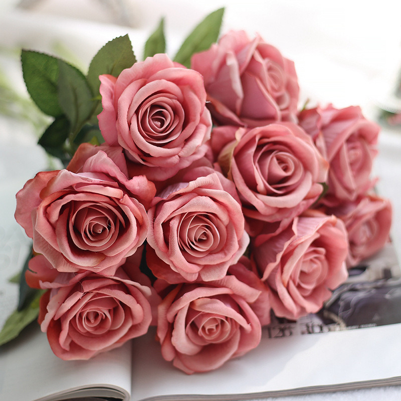 Hoa hồng đỏ vải lụa nhung để bàn HNT0432 | Flexdecor VN | 11