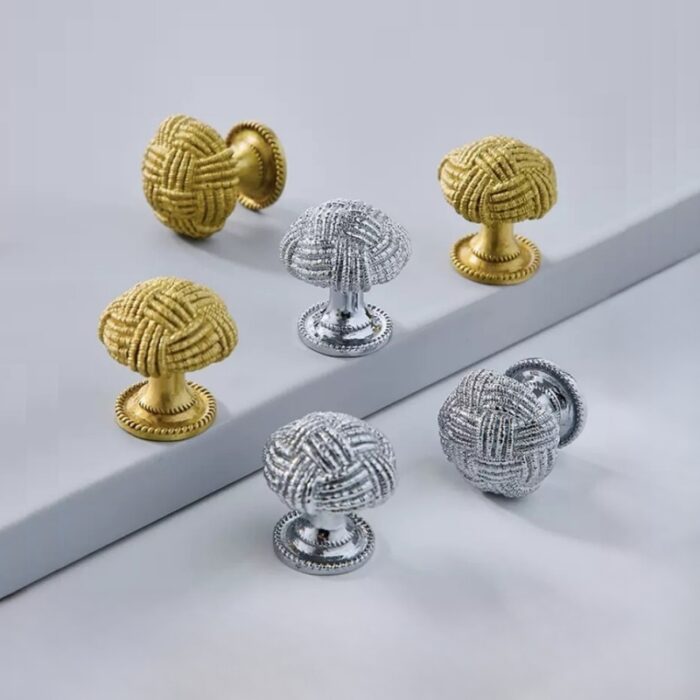 Tay nắm ngăn kéo hình cuộn len bằng đồng ZML113 | Flexdecor VN | 1