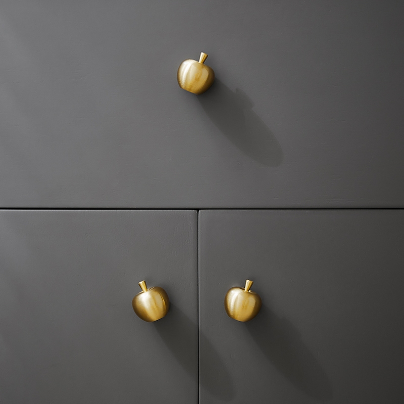 Tay nắm tủ decor hình quả táo bằng đồng XZJ915 | Flexdecor VN | 1