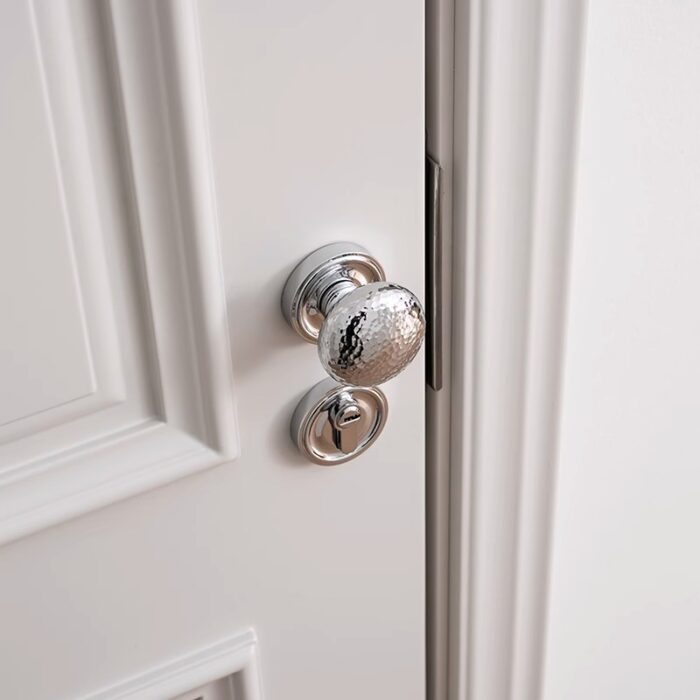 Khóa cửa tay nắm bằng đồng vân nổi hiện đại JJ7543 | Flexdecor VN | 3