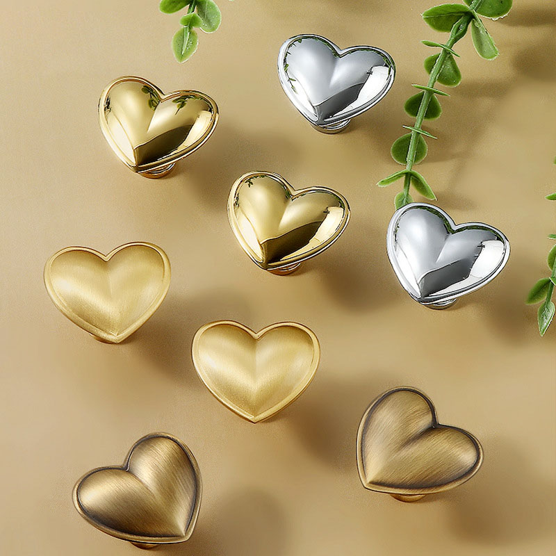 Núm tay nắm tủ đồng thau decor hình trái tim NS5390 | Flexdecor VN | 179