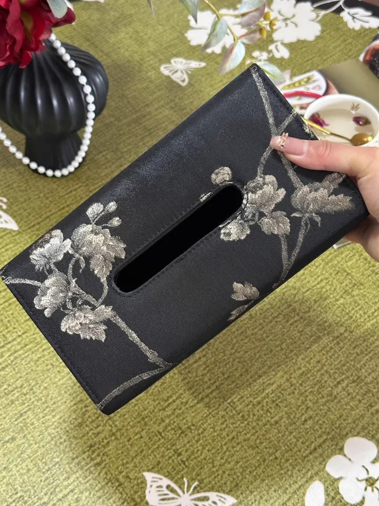 Hộp đựng khăn giấy thêu hoa mận trắng cổ điển SL747 | Flexdecor VN | 121