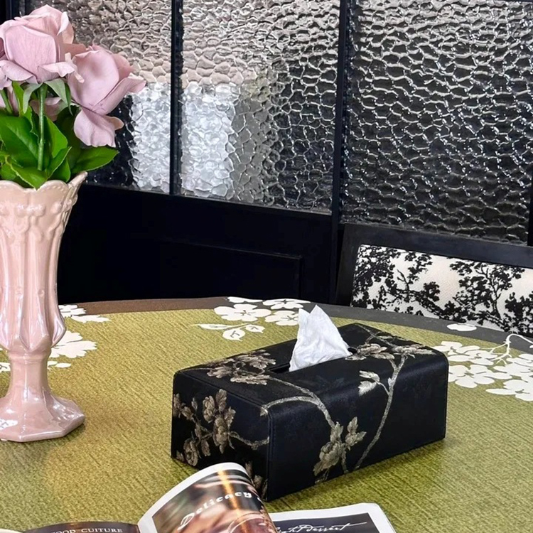 Hộp đựng khăn giấy thêu hoa mận trắng cổ điển SL747 | Flexdecor VN | 113