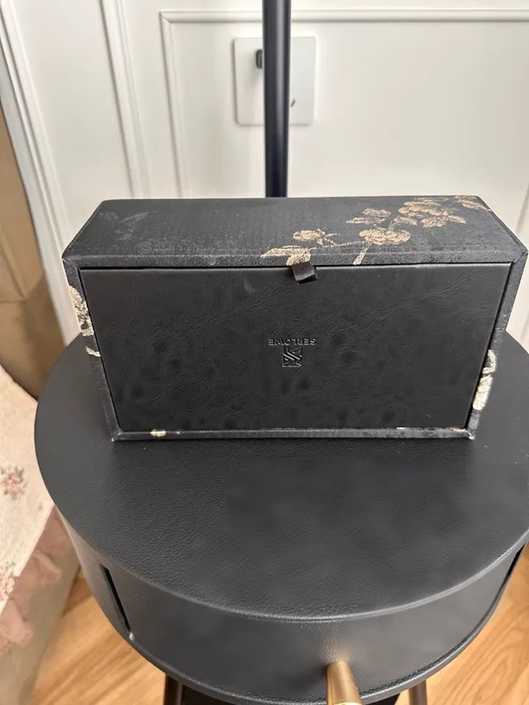 Hộp đựng khăn giấy thêu hoa mận trắng cổ điển SL747 | Flexdecor VN | 127