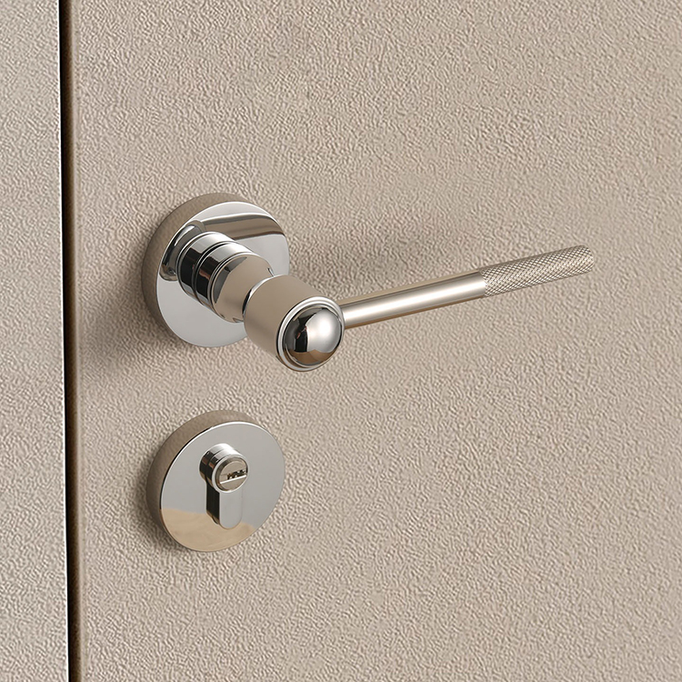 Khóa cửa tay màu bạc kiểu Bắc Âu sáng tạo BAGB958 (2) Khóa cửa tay gạt màu bạc kiểu Bắc Âu sáng tạo BAGB958 | Flexdecor VN | 1