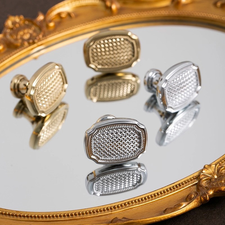 Núm tay nắm tủ bằng đồng châu Âu cao cấp JYJ6463 (3) Núm tay nắm tủ bằng đồng châu Âu cao cấp JYJ6463 | Flexdecor VN | 1