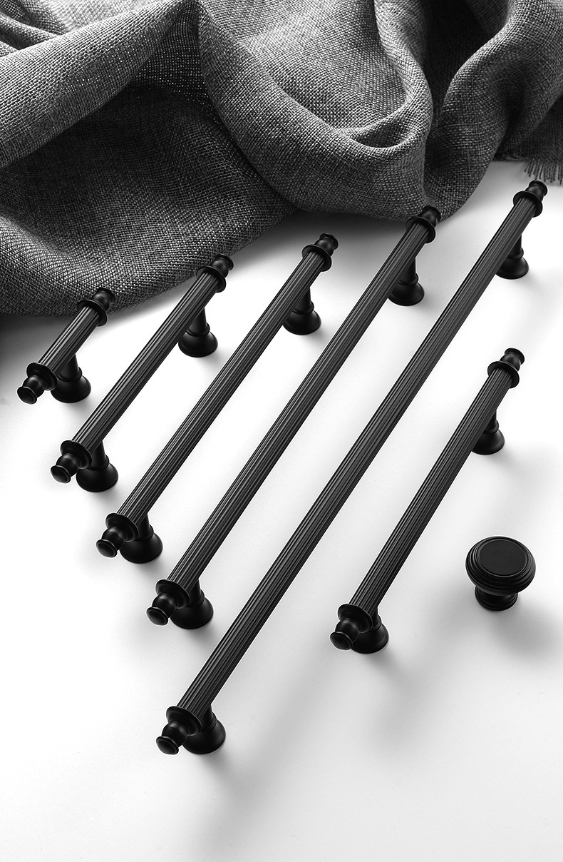 Tay nắm tủ đồng đen thân sọc kiểu Âu NS5496BL | Flexdecor VN | 17 Tay nắm tủ đồng đen thân sọc kiểu Âu NS5496BL | Flexdecor VN | 16