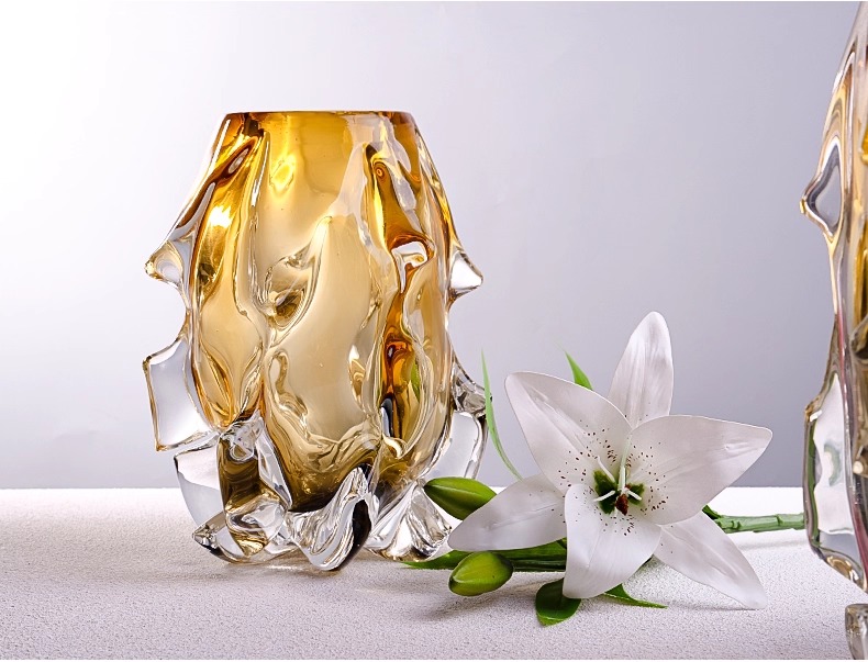 Bình hoa thủy tinh nghệ thuật Amber Wave HL227 | Flexdecor VN | 11 Bình hoa thủy tinh nghệ thuật Amber Wave HL227 | Flexdecor VN | 10