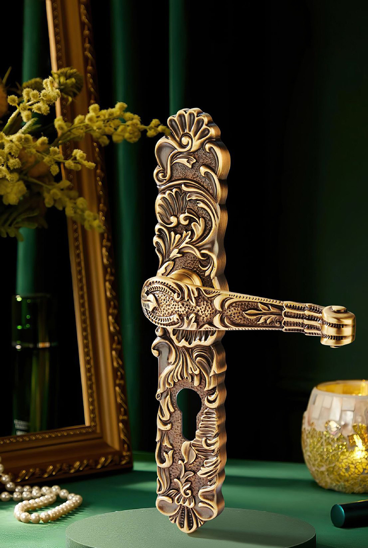 Khóa tay gạt đồng thau chạm khắc cổ điển M1698 | Flexdecor VN | 11 Khóa tay gạt đồng thau chạm khắc cổ điển M1698 | Flexdecor VN | 10