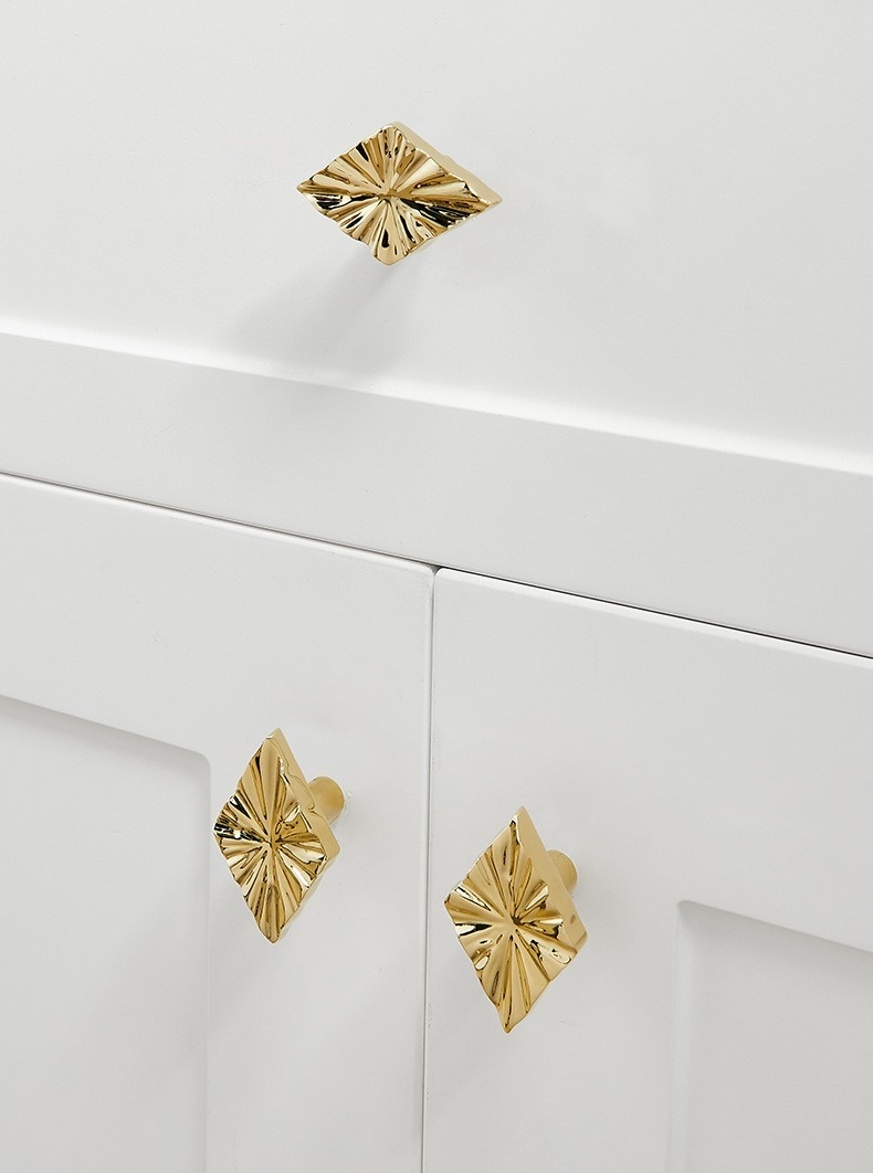 Núm tay nắm đồng thau Diamond ánh vàng KPA367 | Flexdecor VN | 14