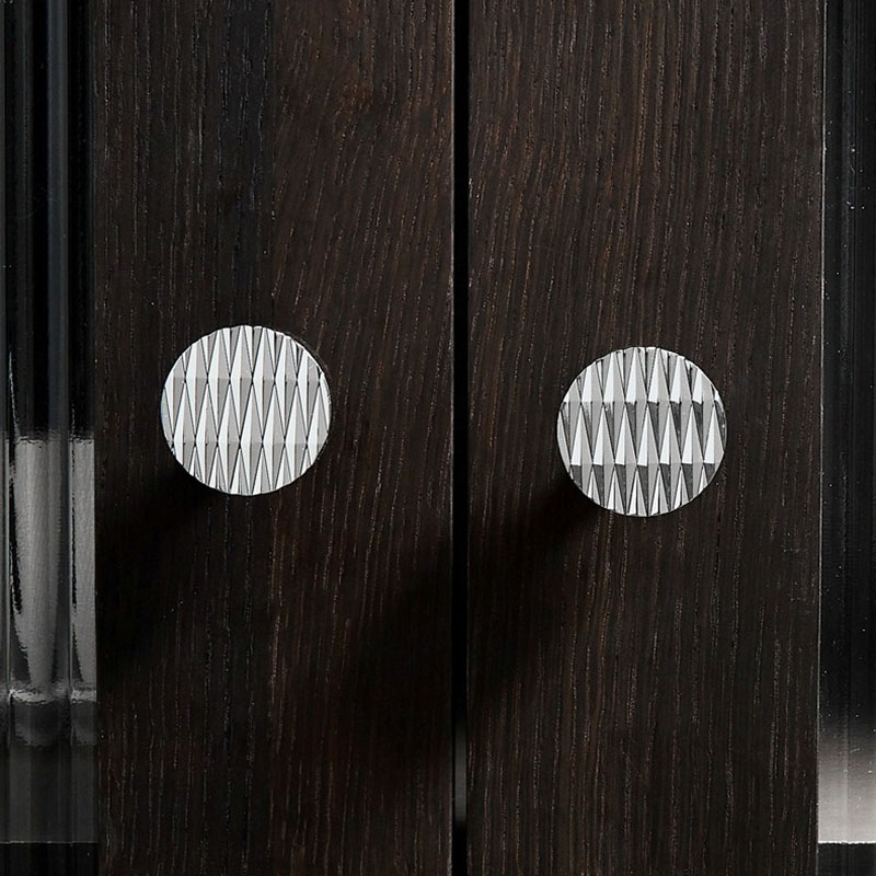 Núm tay nắm tủ đồng thau vân kim cương KPA434 | Flexdecor VN | 17 Núm tay nắm tủ đồng thau vân kim cương KPA434 | Flexdecor VN | 16