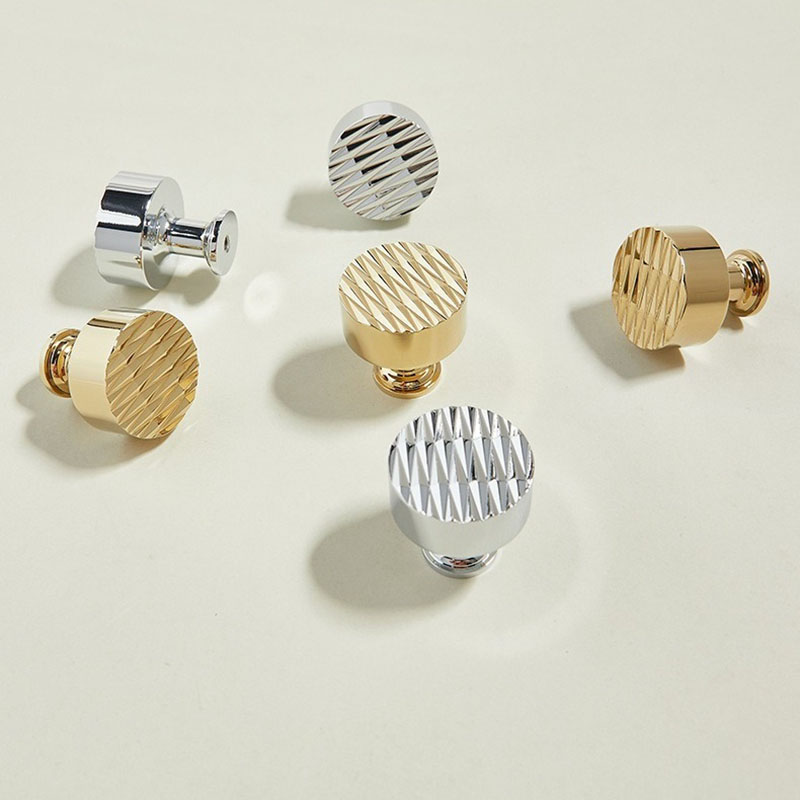 Núm tay nắm tủ đồng thau vân kim cương KPA434 | Flexdecor VN | 11 Núm tay nắm tủ đồng thau vân kim cương KPA434 | Flexdecor VN | 10