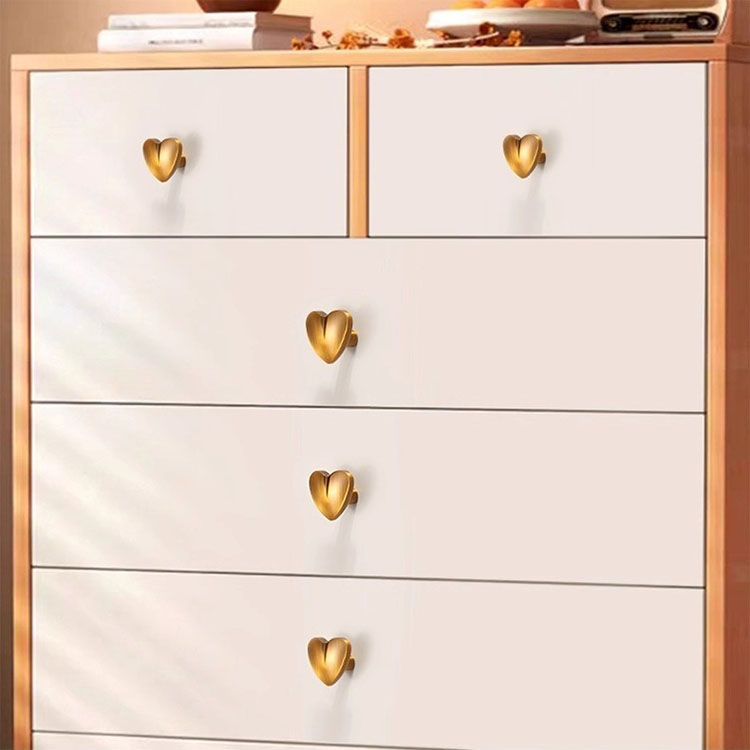 Tay nắm tủ hợp kim trái tim sắc màu VTR97 | Flexdecor VN | 24 Tay nắm tủ hợp kim trái tim sắc màu VTR97 | Flexdecor VN | 23