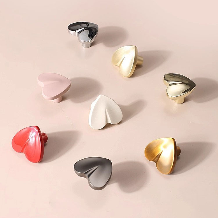 Tay nắm tủ hợp kim trái tim sắc màu VTR97 | Flexdecor VN | 8 Tay nắm tủ hợp kim trái tim sắc màu VTR97 | Flexdecor VN | 7