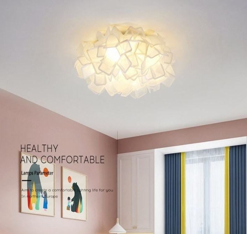 Xu hướng các mẫu đèn trần phòng khách decor vượng phong thủy | Flexdecor VN | 24 Các mẫu đèn trần phòng khách: Mẫu 6 - Đèn trần hoa vuông phong cách Bắc Âu DT6799