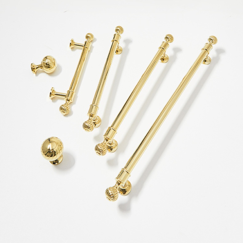 Tay nắm tủ đồng phong cách châu Âu cao cấp KPA8004 | Flexdecor VN | 11 Tay nắm tủ đồng phong cách châu Âu cao cấp KPA8004 | Flexdecor VN | 10