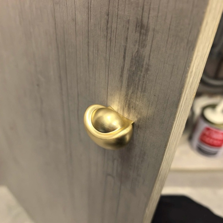 Tay nắm tủ hợp kim hình thỏi vàng RF9303 | Flexdecor VN | 25