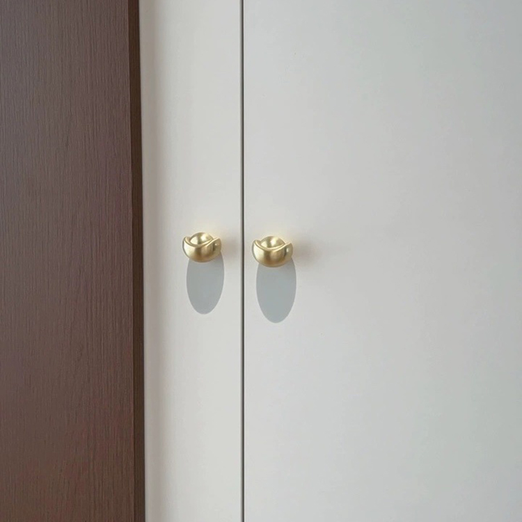 Tay nắm tủ hợp kim hình thỏi vàng RF9303 | Flexdecor VN | 19