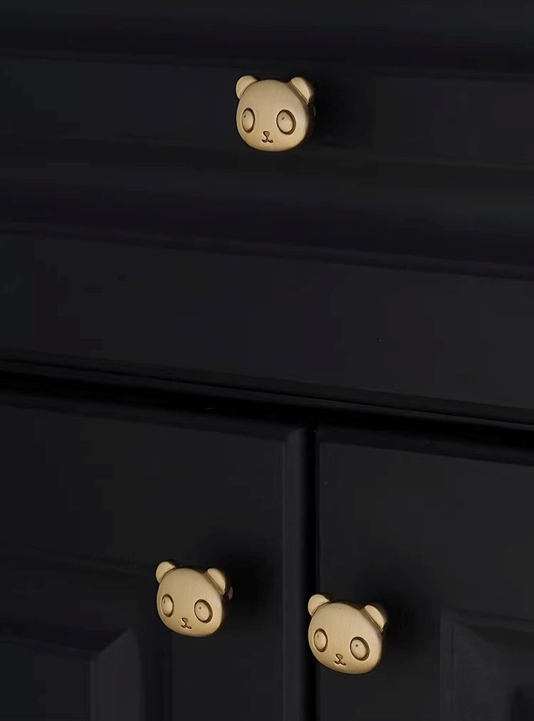 Núm tay nắm tủ đồng hình chú gấu T0022 | Flexdecor VN | 14 Núm tay nắm tủ đồng hình chú gấu T0022 | Flexdecor VN | 13