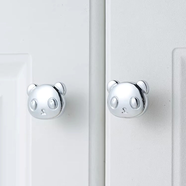 Núm tay nắm tủ đồng hình chú gấu T0022 | Flexdecor VN | 18 Núm tay nắm tủ đồng hình chú gấu T0022 | Flexdecor VN | 17