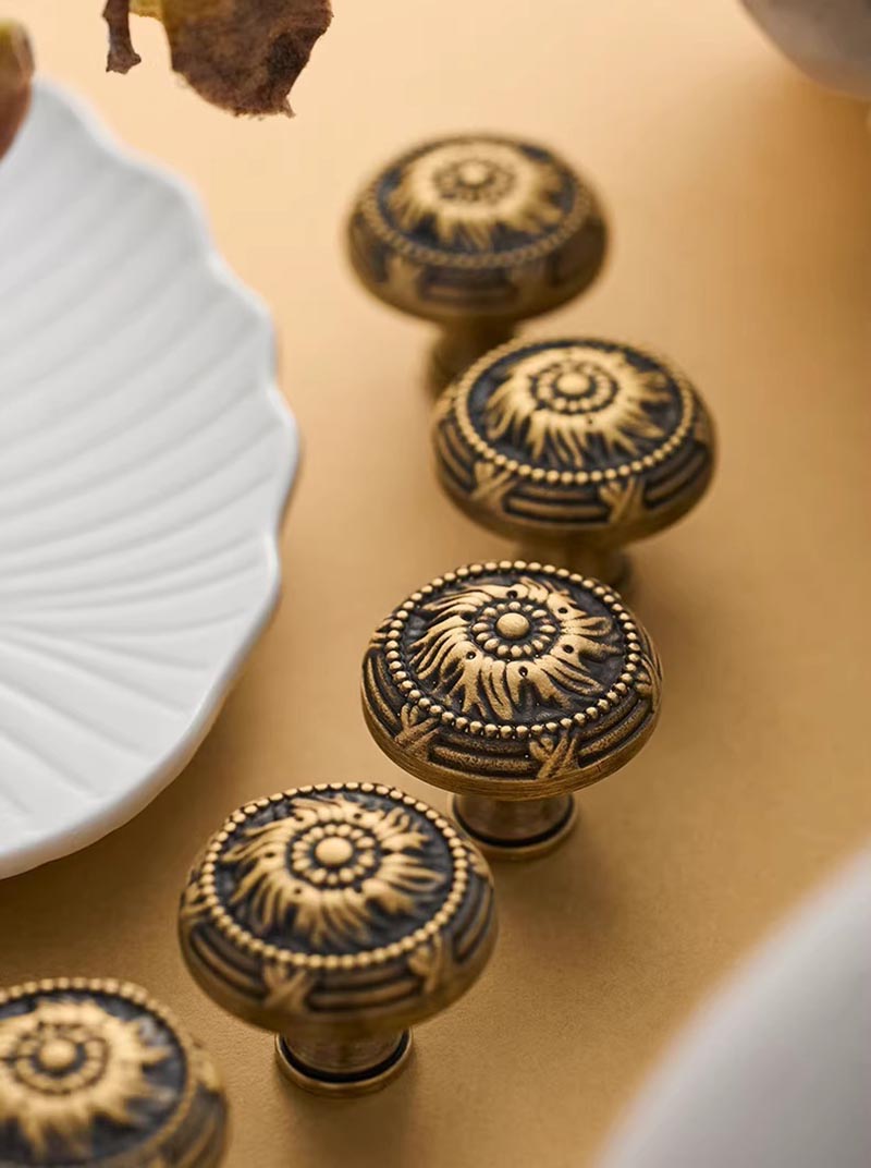 Núm tay nắm tủ đồng hoa văn nổi cổ điển KSTGT04 | Flexdecor VN | 22