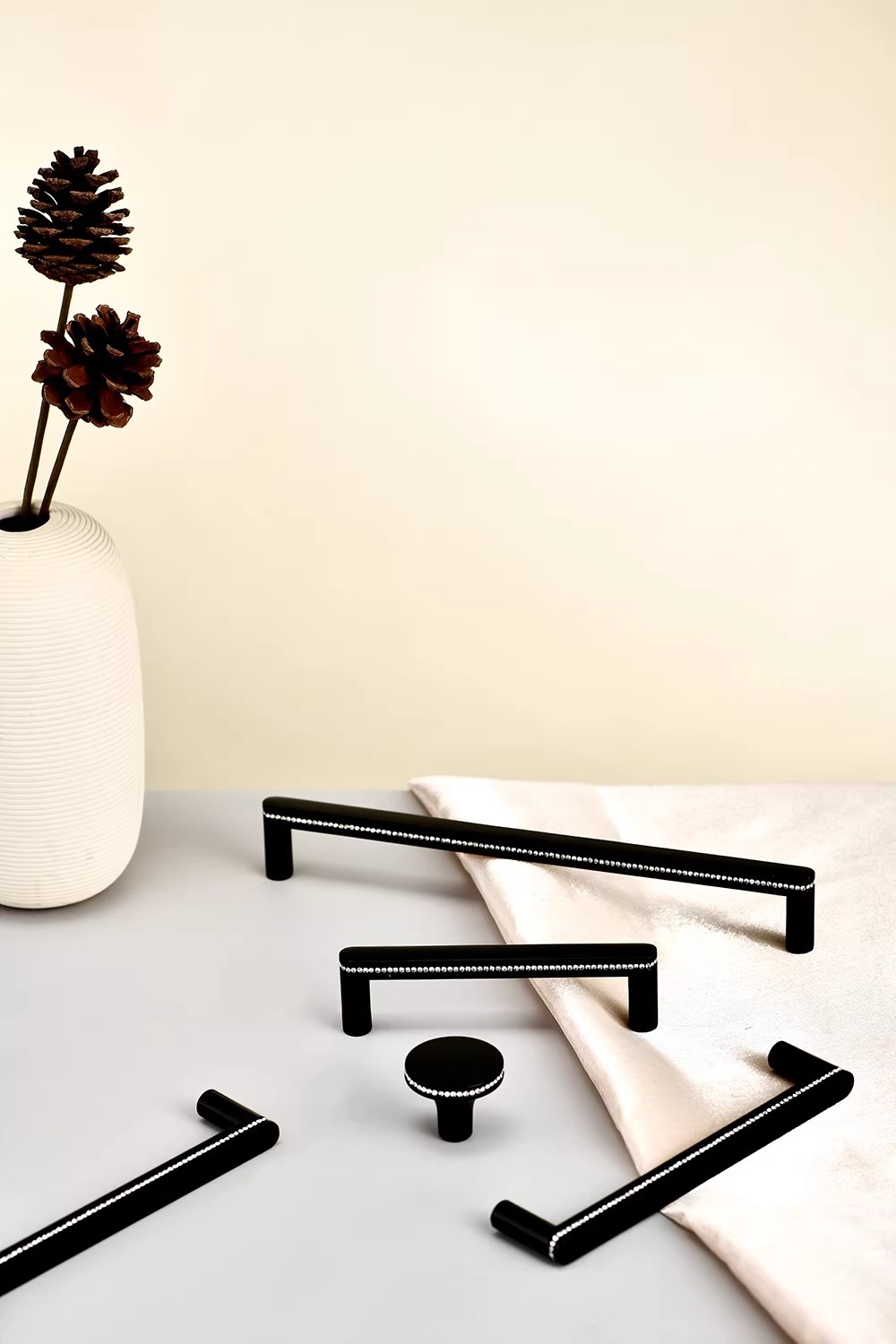 Tay nắm tủ hợp kim khảm đá sang trọng cao cấp J116BL | Flexdecor VN | 6