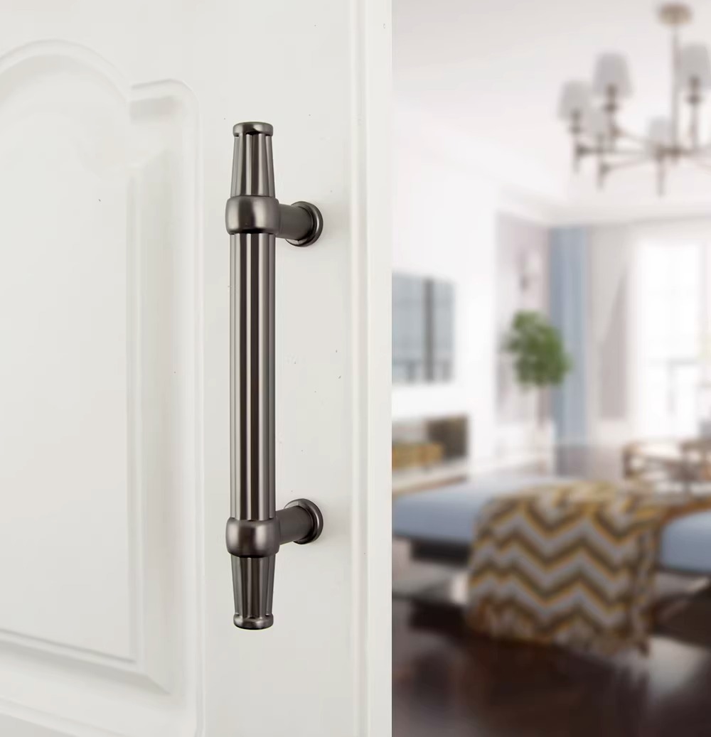 Tay nắm tủ quần áo hợp kim kẽm hiện đại J128DGR (3) Tay nắm tủ quần áo hợp kim kẽm hiện đại J128DGR | Flexdecor VN | 1