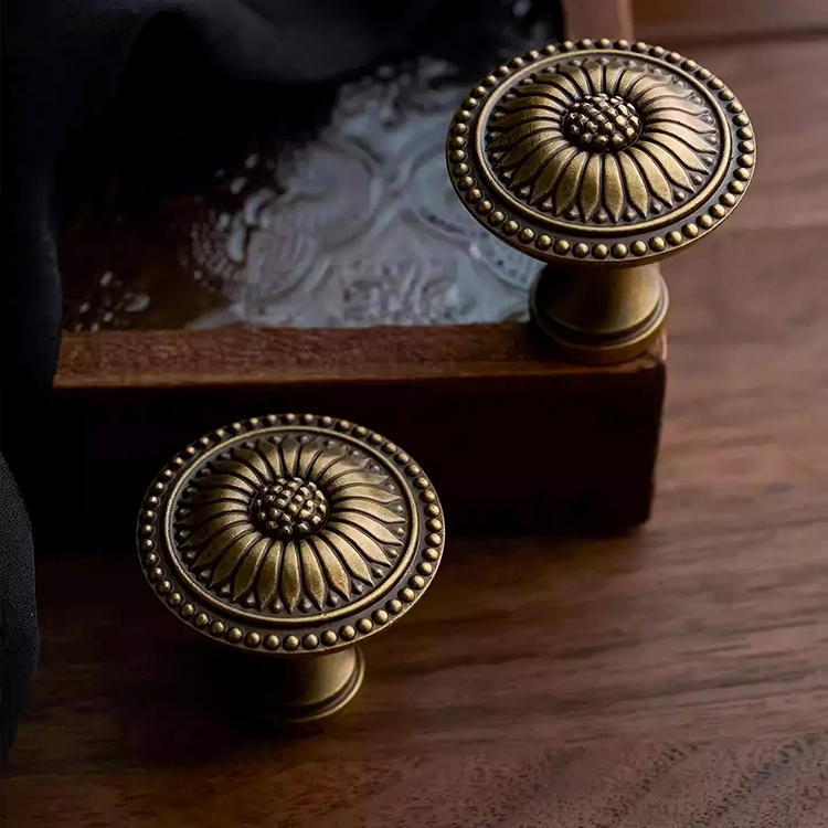 Núm tay nắm tủ đồng họa tiết Sunflower cổ điển QJGTS02 | Flexdecor VN | 7