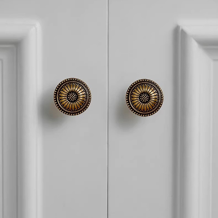 Núm tay nắm tủ đồng họa tiết Sunflower cổ điển QJGTS02 | Flexdecor VN | 19