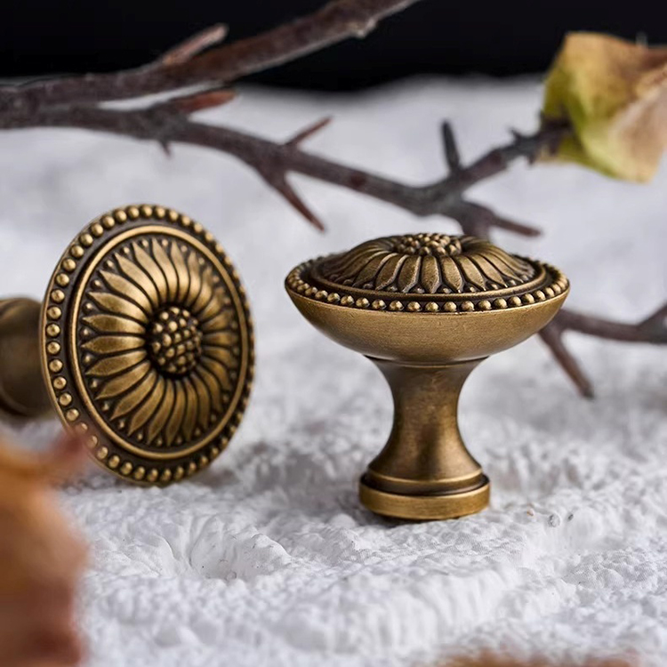 Núm tay nắm tủ đồng họa tiết Sunflower cổ điển QJGTS02 | Flexdecor VN | 13