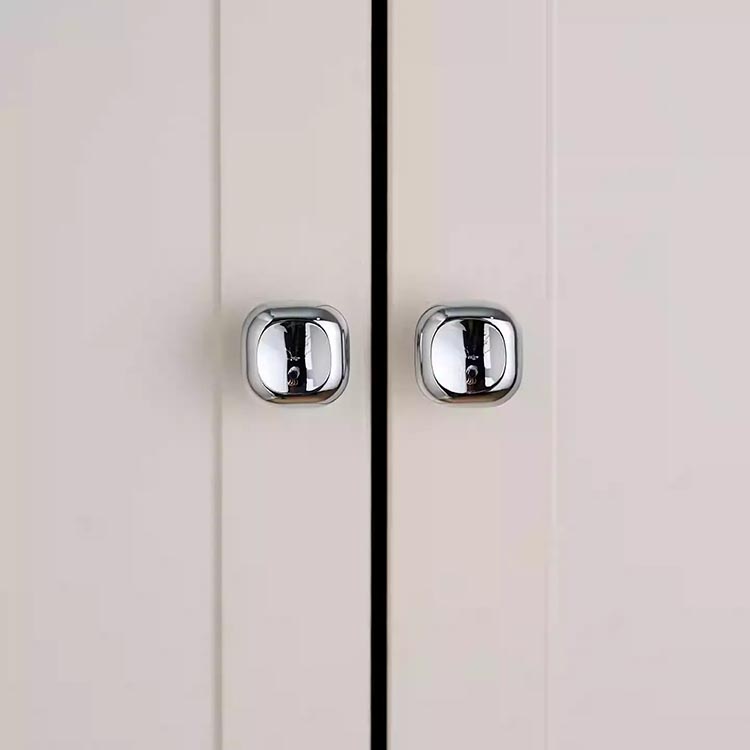 Núm tay nắm tủ màu bạc gương dáng vuông LKDDY04 | Flexdecor VN | 18