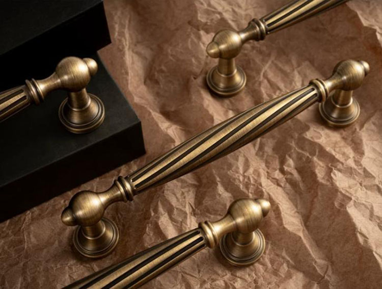 Tay nắm tủ đồng thau vân sọc châu Âu HGT2111 | Flexdecor VN | 13